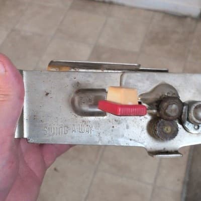 Vintage Swing-A-Way Manual Can Opener Red Handle USA Made Silver Metal Kitchen - Thumbnail 2