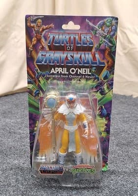 Turtles Of Grey Skull April O'Neil Action Figure Hasbro Sealed 2024 - Thumbnail 2