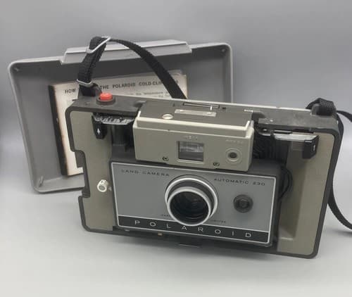 Polaroid Camera 230 Automatic Land Camera Cold-Clip Case Grey - Thumbnail 2