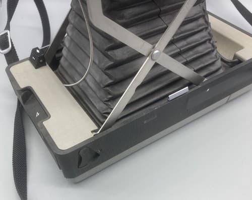 Polaroid Camera 230 Automatic Land Camera Cold-Clip Case Grey - Thumbnail 4