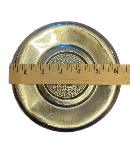 Volvo Center Cap Hub Cap OEM Amazon 122 PV444 PV544 V Logo Vintage Part - Thumbnail 3