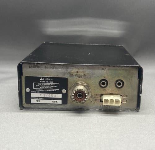 Cobra CB Radio 40 Channel Analog Mobile In-Vehicle With Microphone 1984 19XS - Thumbnail 6