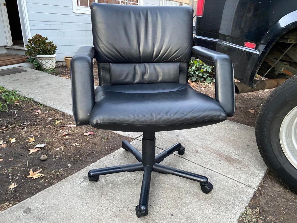 Vintage Mario Bellini Leather Swivel Chair for Vitra - Thumbnail 13