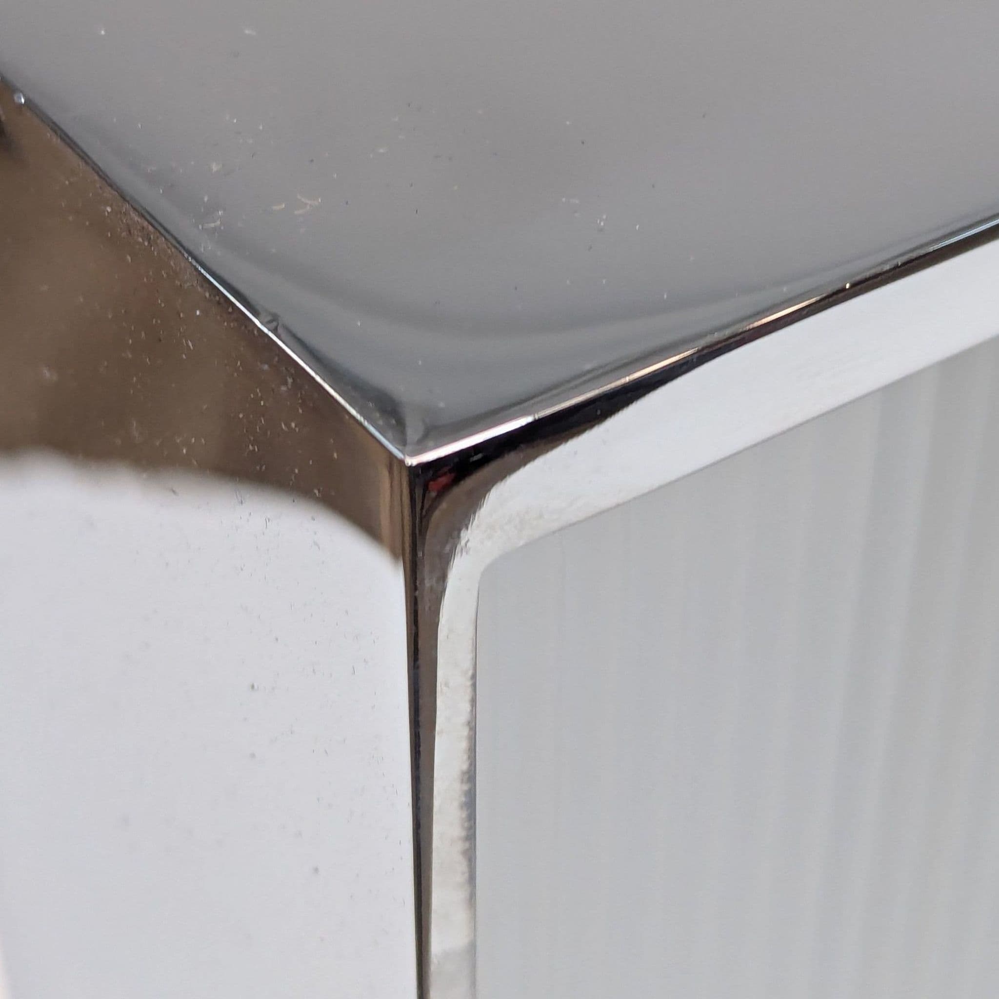 Modern Chrome Frame Wall Light with Ribbed Glass - Thumbnail 5