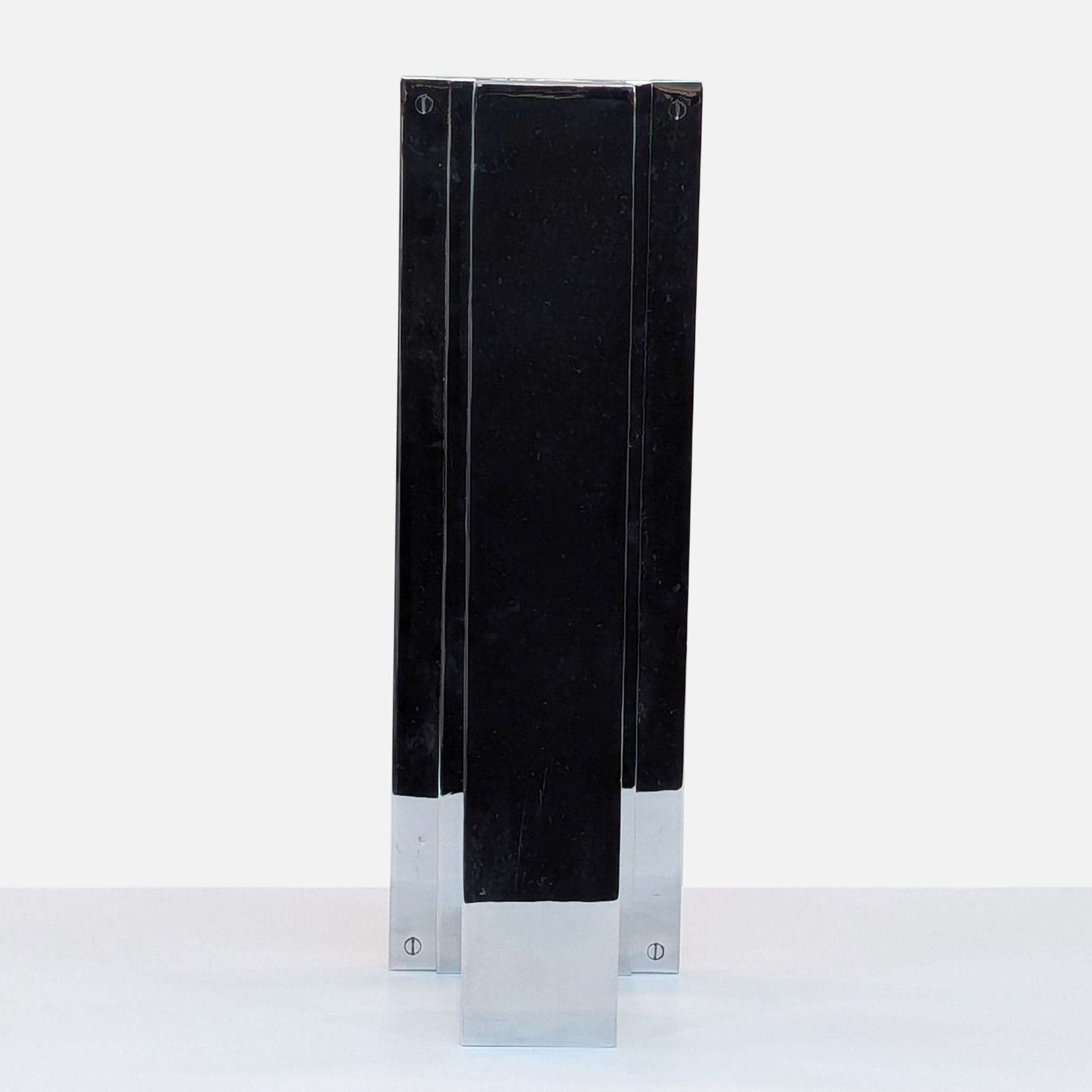 Modern Chrome Frame Wall Light with Ribbed Glass - Thumbnail 7