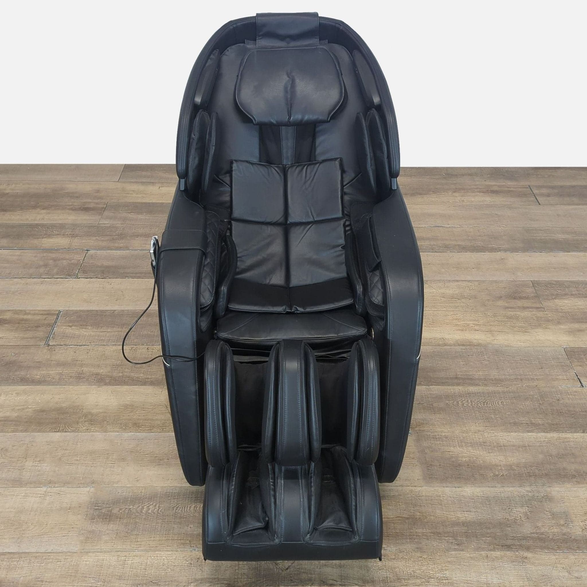 Daiwa Legacy 4 Massage Chair - Image 1