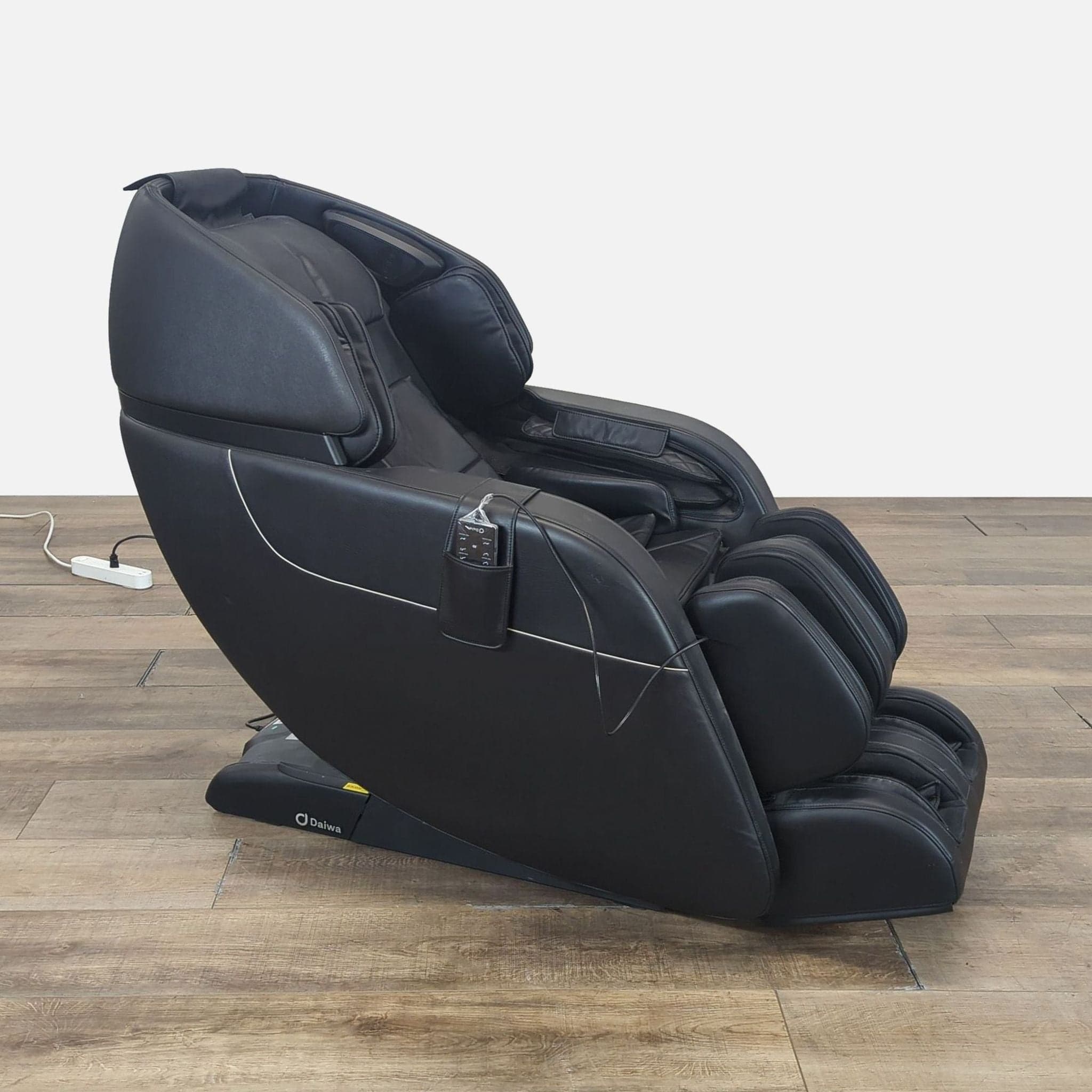 Daiwa Legacy 4 Massage Chair - Thumbnail 2