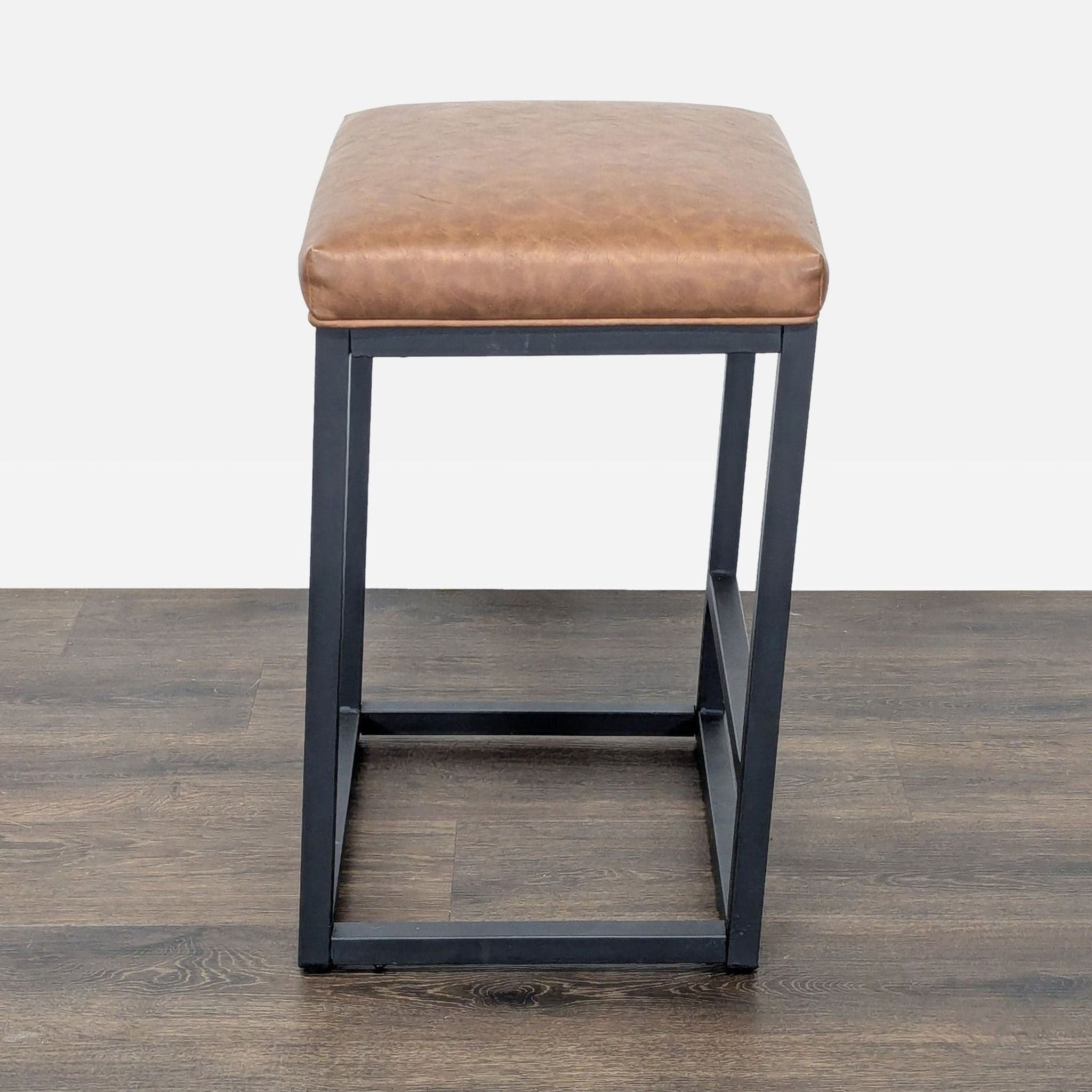 Bluefyn Counter Stool - Thumbnail 7