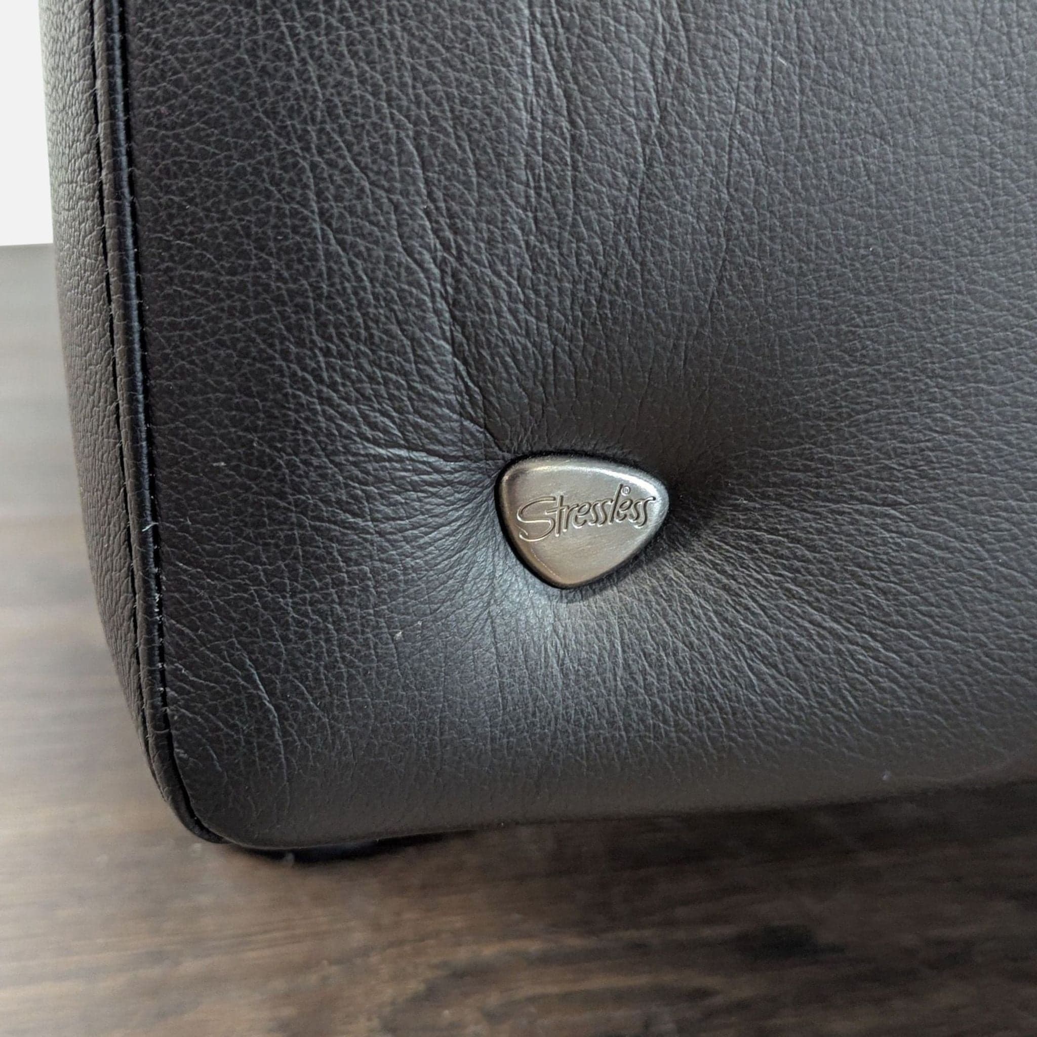 Ekornes Batick Stressless Black Leather Loveseat - Modern Comfort - Thumbnail 7