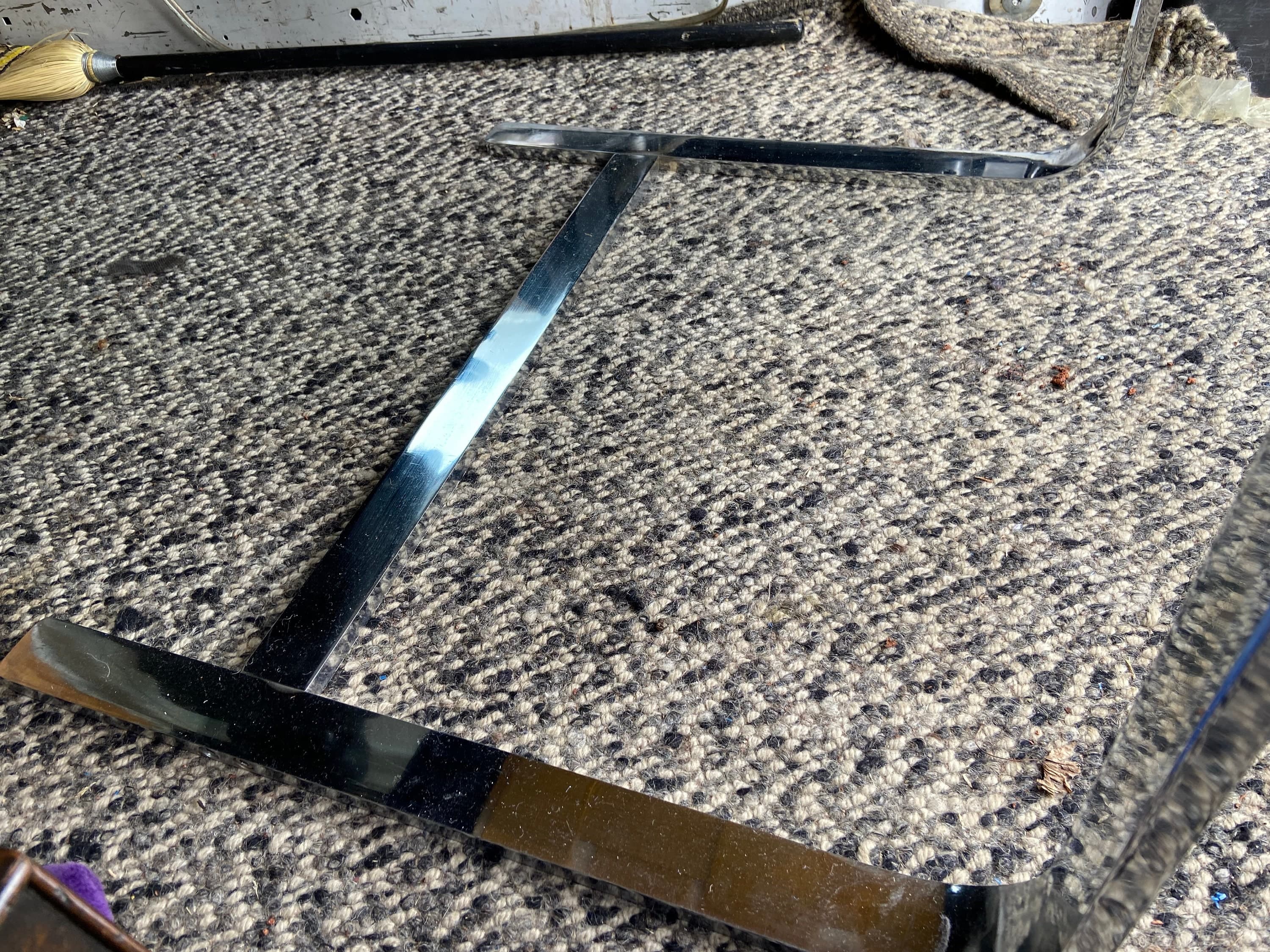 Mies van der brno flat chair style - Thumbnail 2