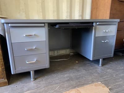 Vintage Mid Century Modern Metal Tanker Steelcase Tanker Desk Workbench Table - Thumbnail 8