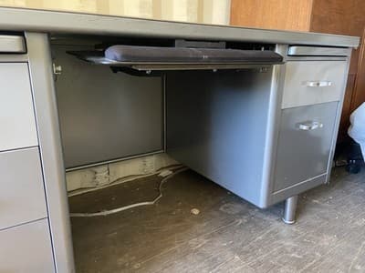 Vintage Mid Century Modern Metal Tanker Steelcase Tanker Desk Workbench Table - Thumbnail 10