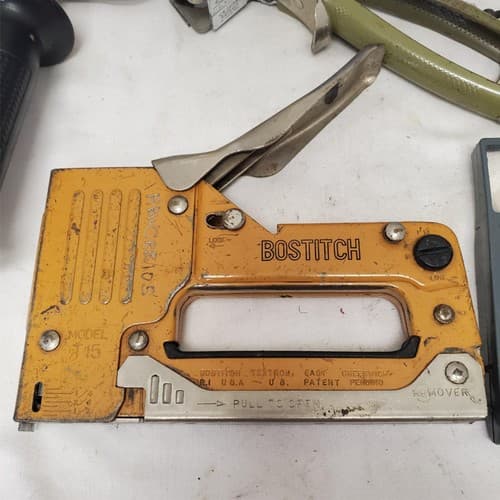 Lot of 8 Assorted Bostitch Stapler, Dividers Breaker Bar & More Tool LOT-116 - Thumbnail 13