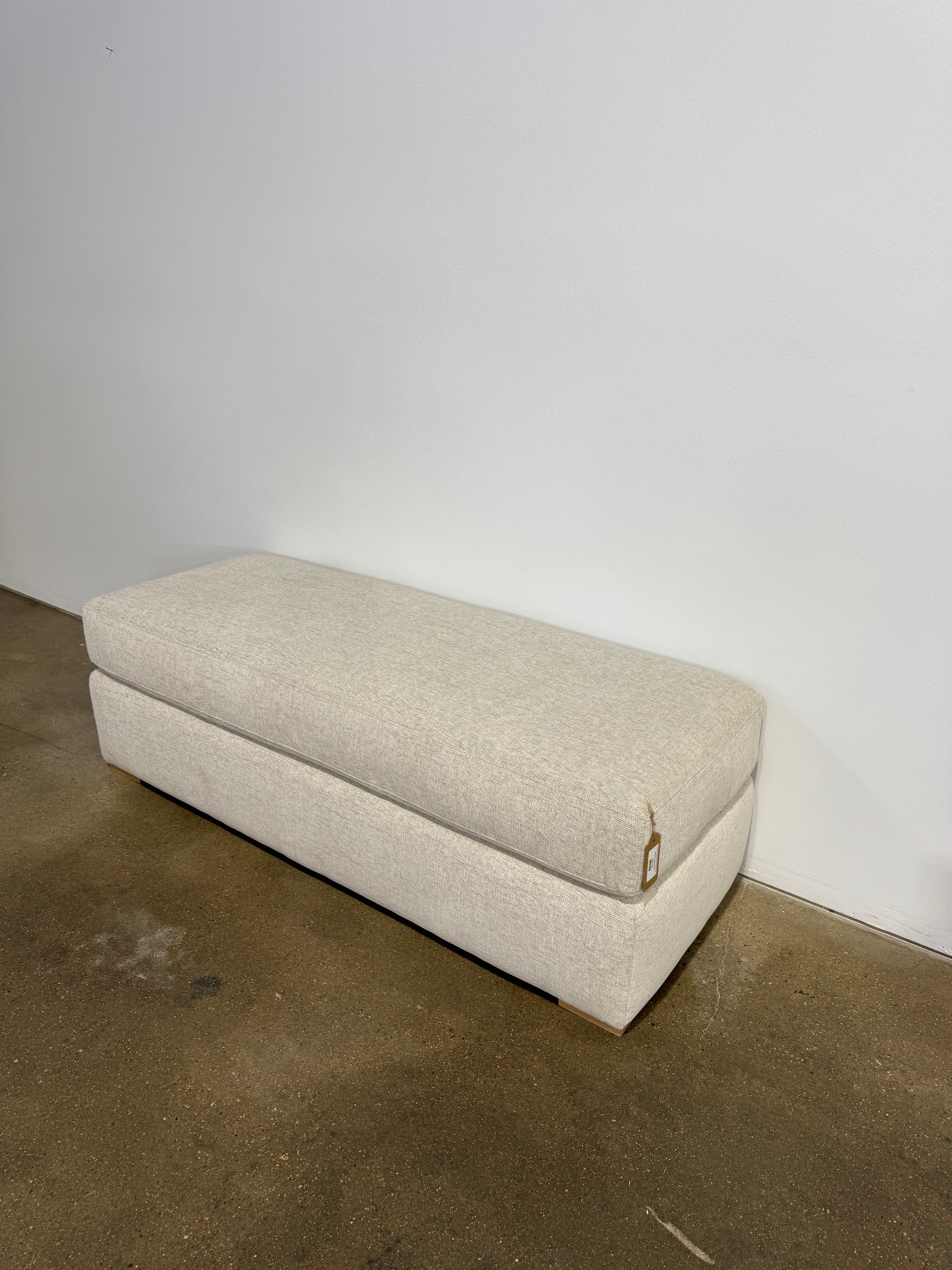 Community Manufacturing Baylin Ottoman - Thumbnail 2