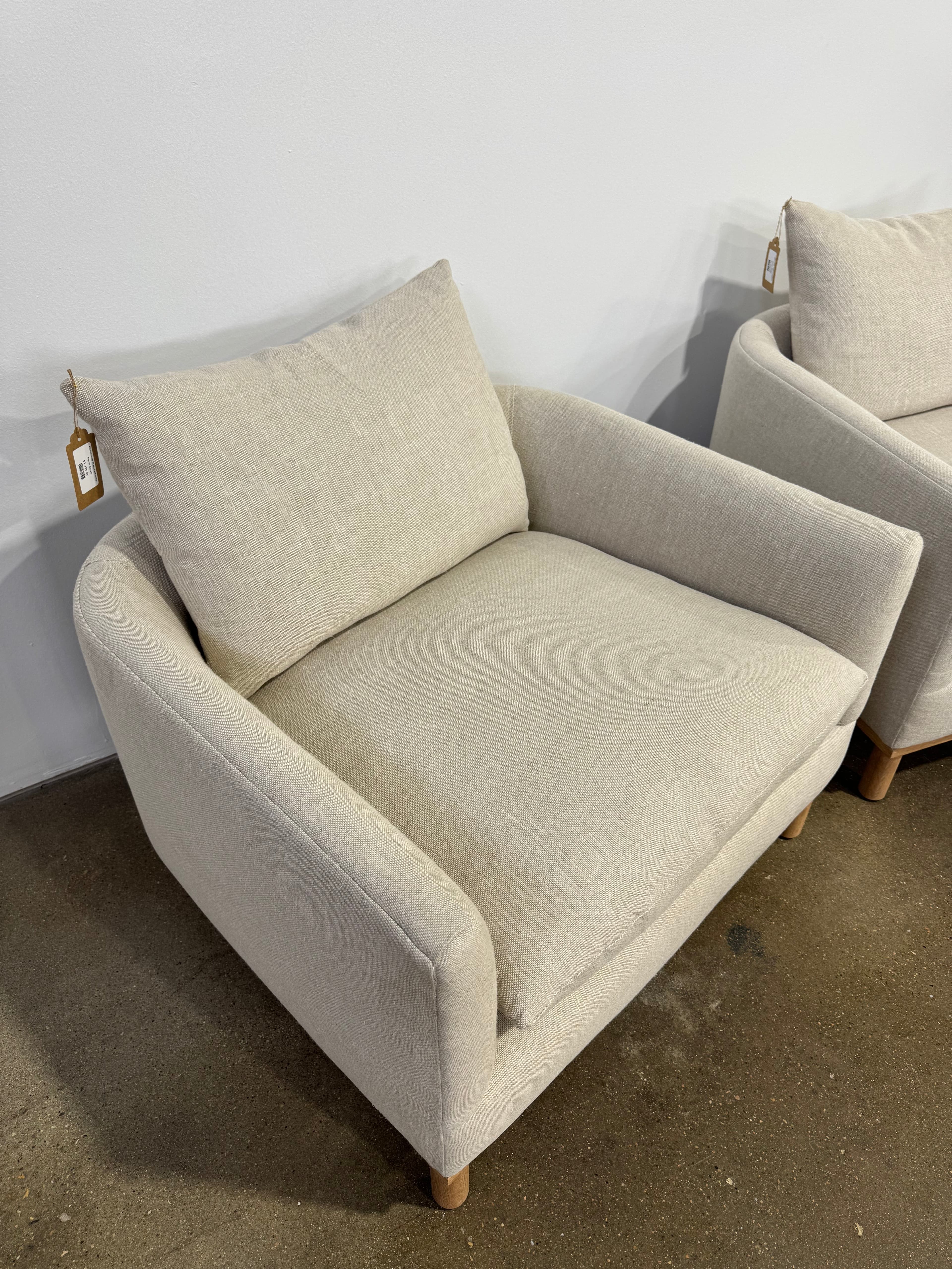 Community Manufacturing Fenn Chair - Thumbnail 2