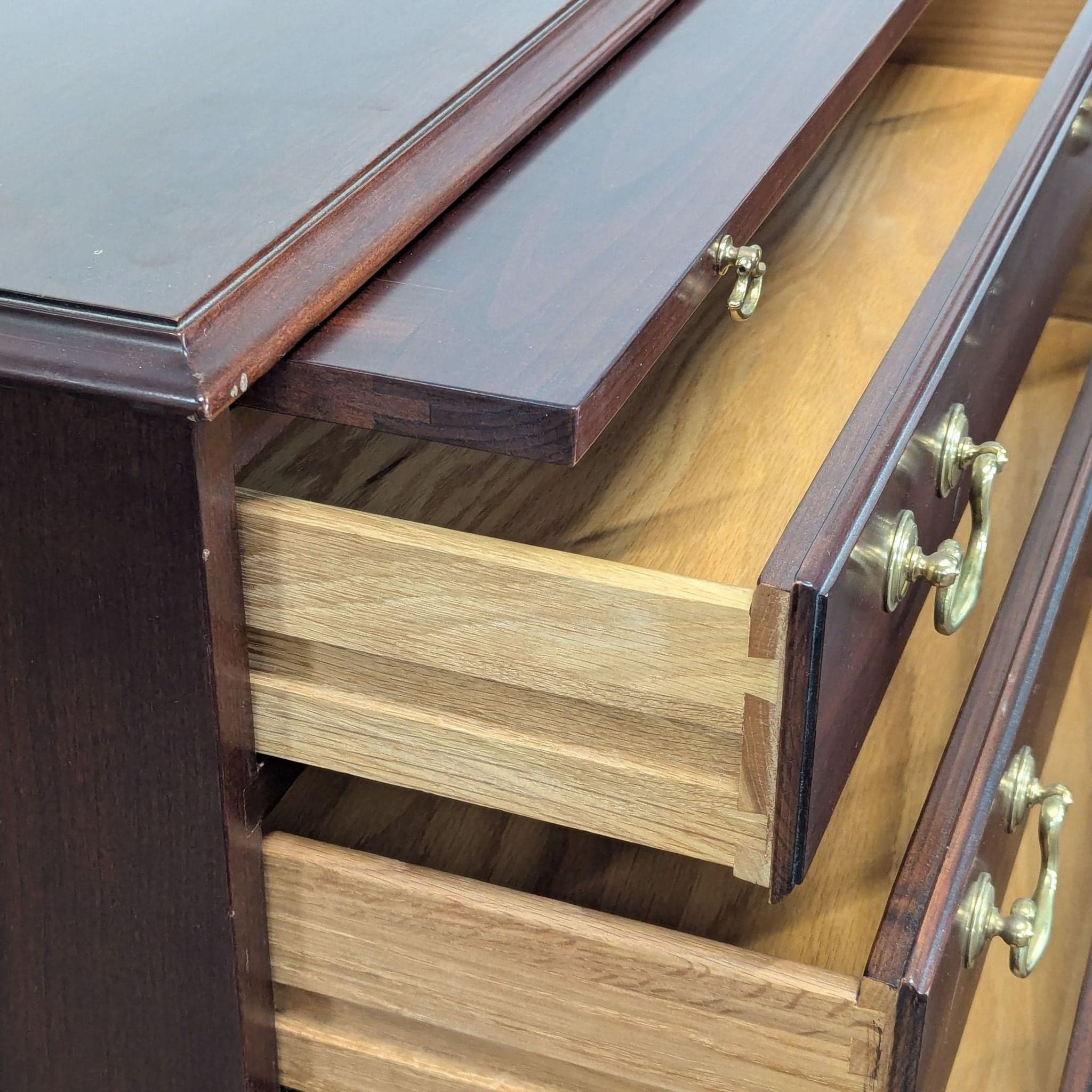 Stickley Four Drawer Nightstand with Pull-Out Tray - Thumbnail 7