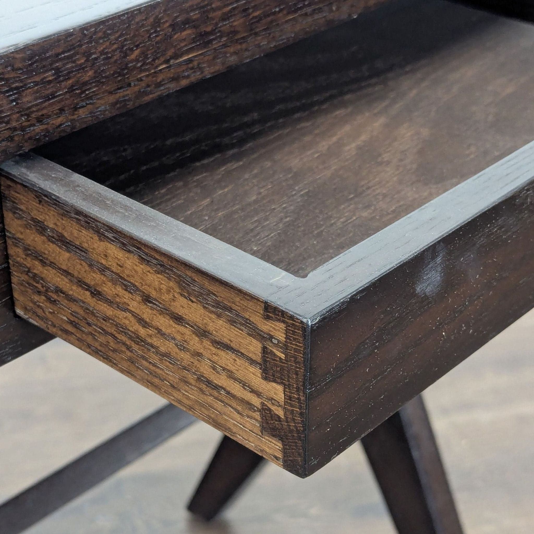 One Drawer Wood End Table - Thumbnail 8