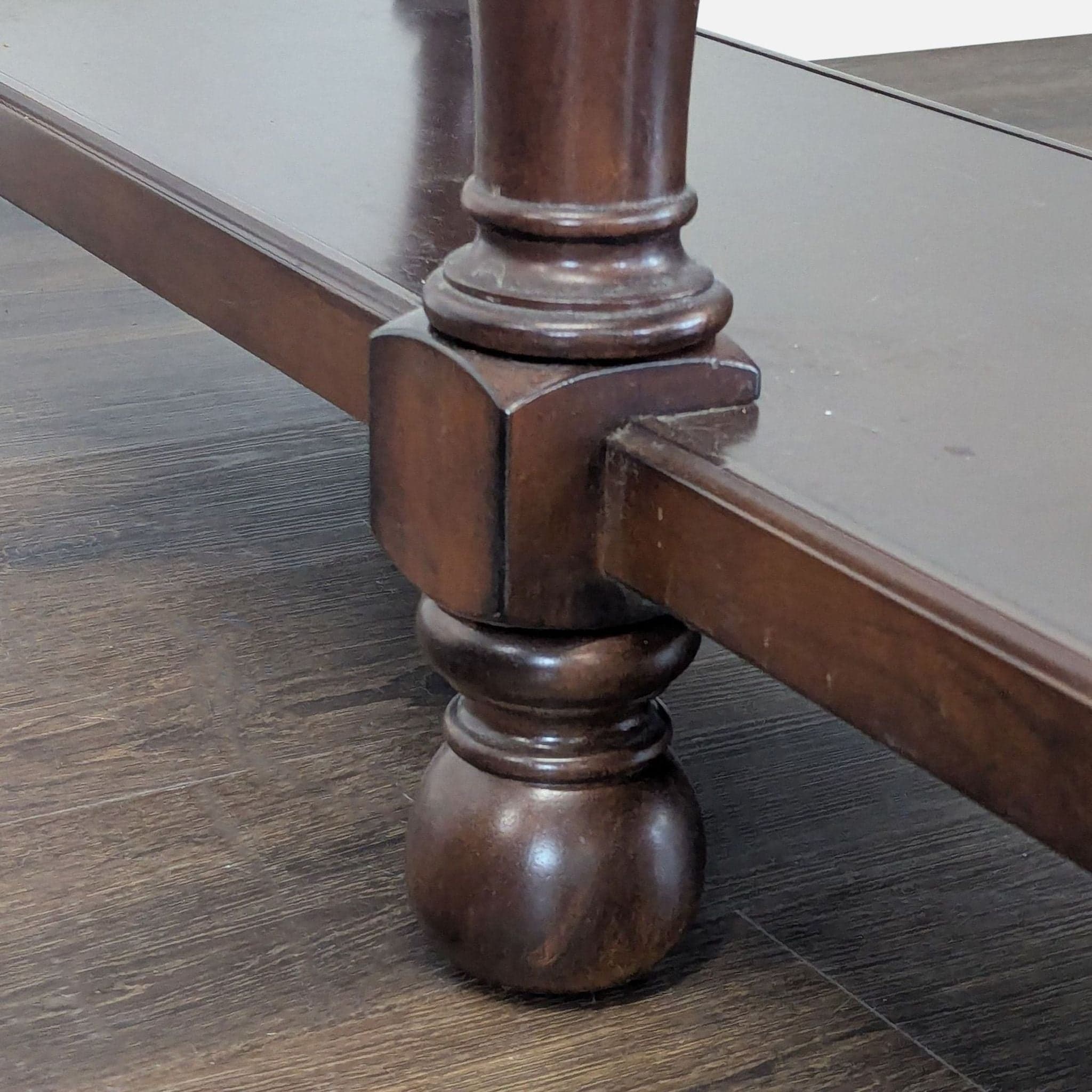 Console Table with Shelf - Thumbnail 7