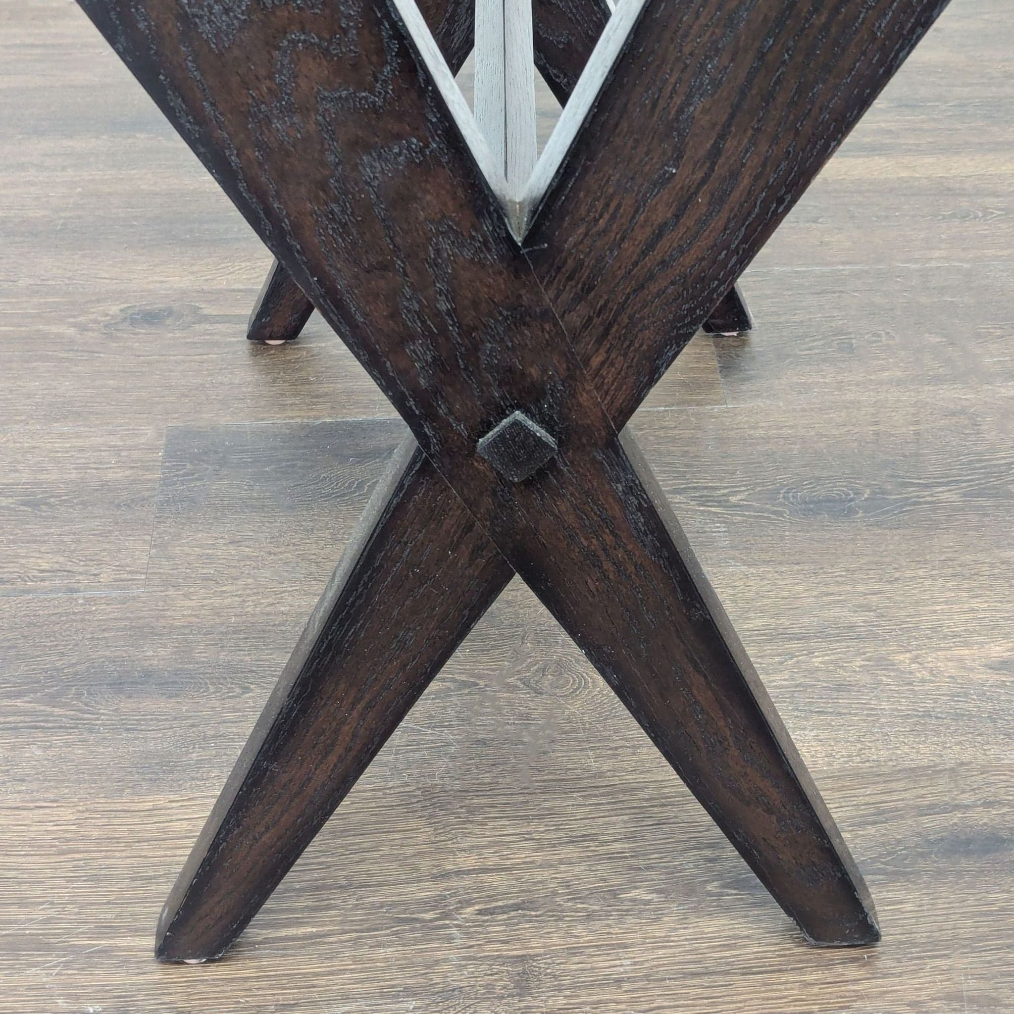 One Drawer Wood End Table - Thumbnail 9