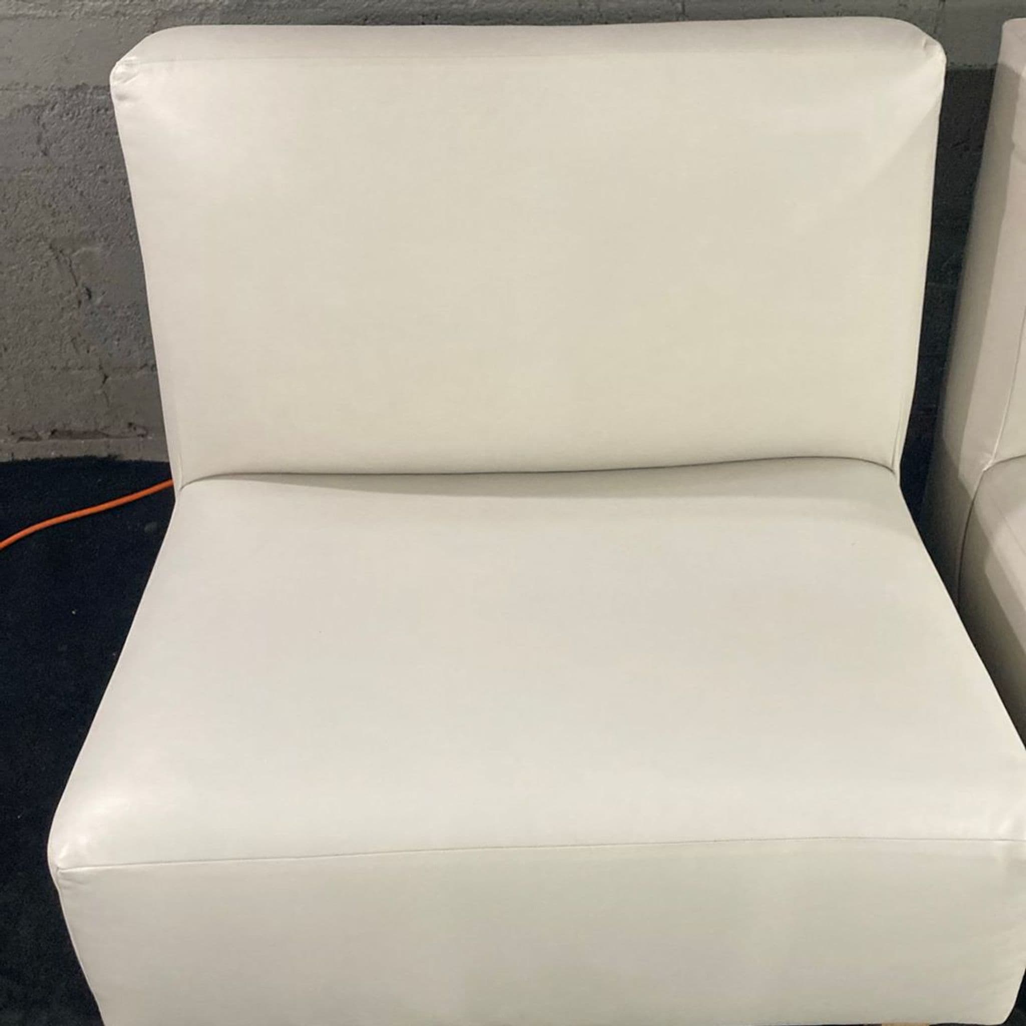 Set of 2 Maiden Home Modern White Armless Lounge Chairs with Wooden Legs - Thumbnail 4