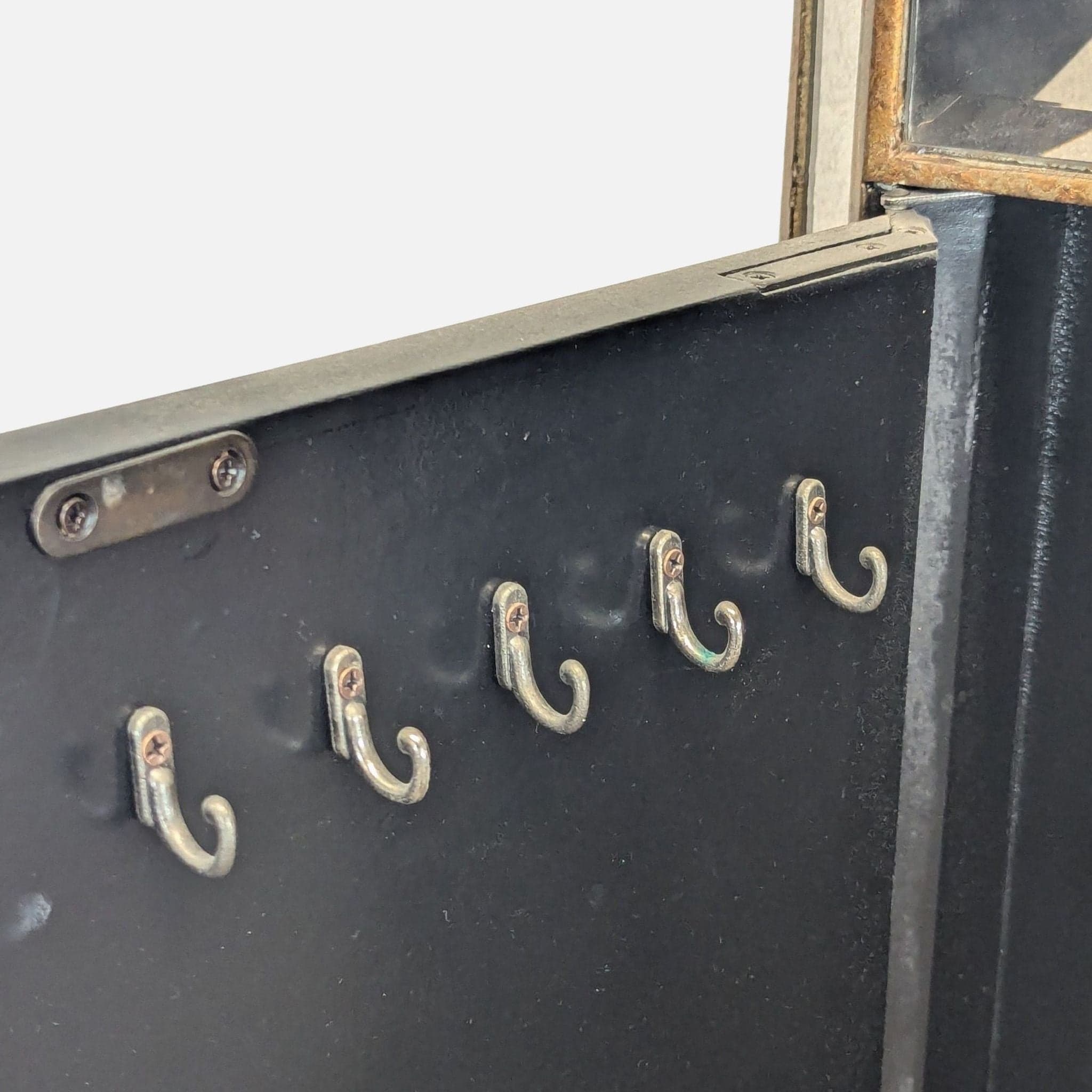 Bassett Mirror Company Collette Mirrored Jewelry Chest - Thumbnail 3