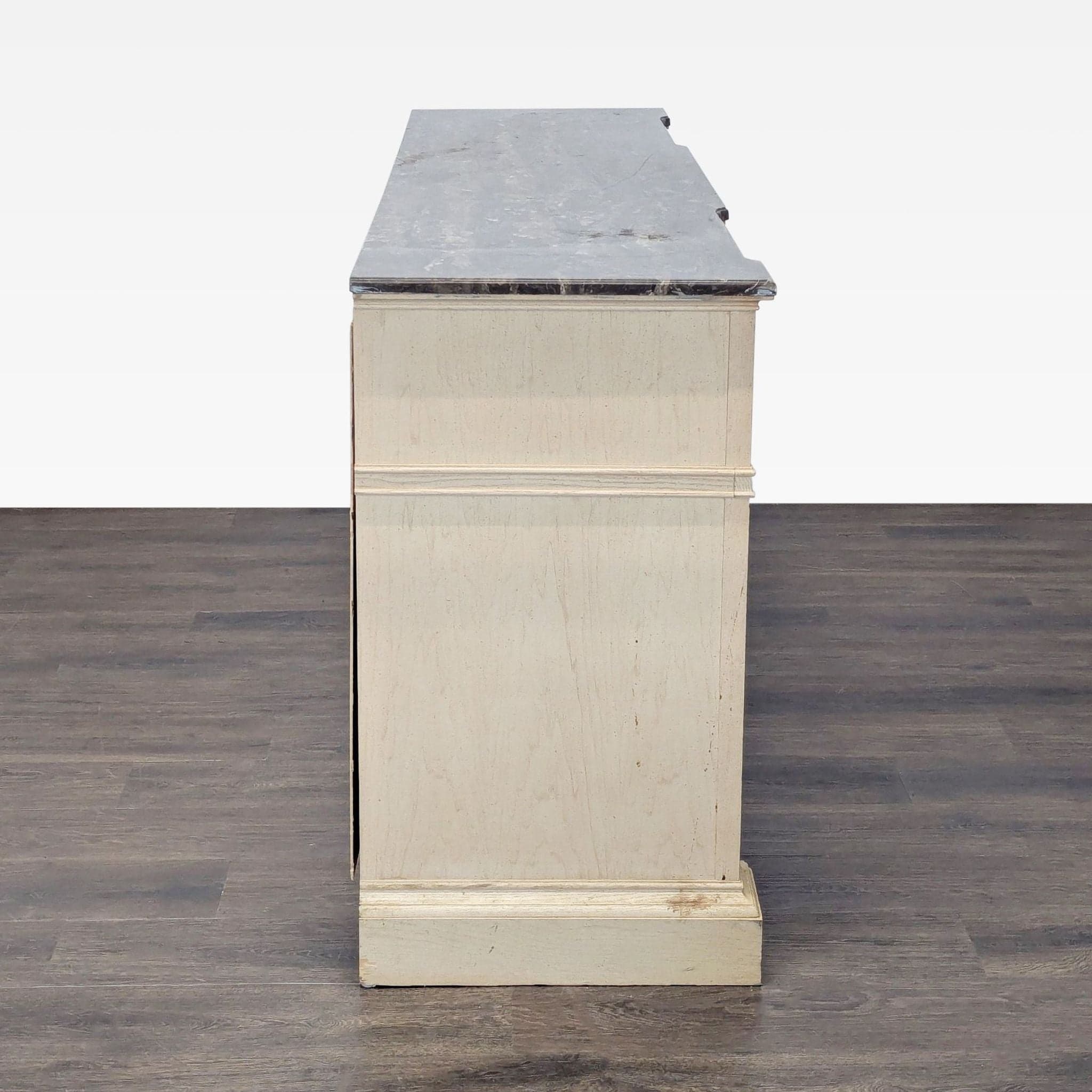 Stanley Furniture Dresser with Marble Top and Multiple Drawers - Thumbnail 6