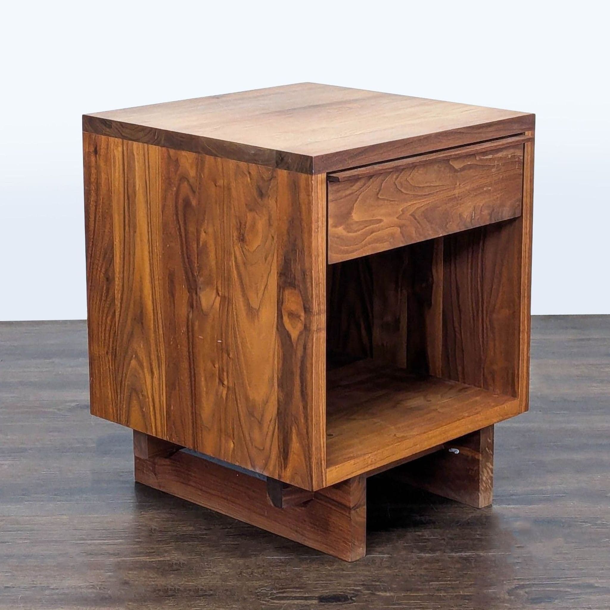 Vermont Furniture Designs One Drawer Walnut Nightstand - Thumbnail 3
