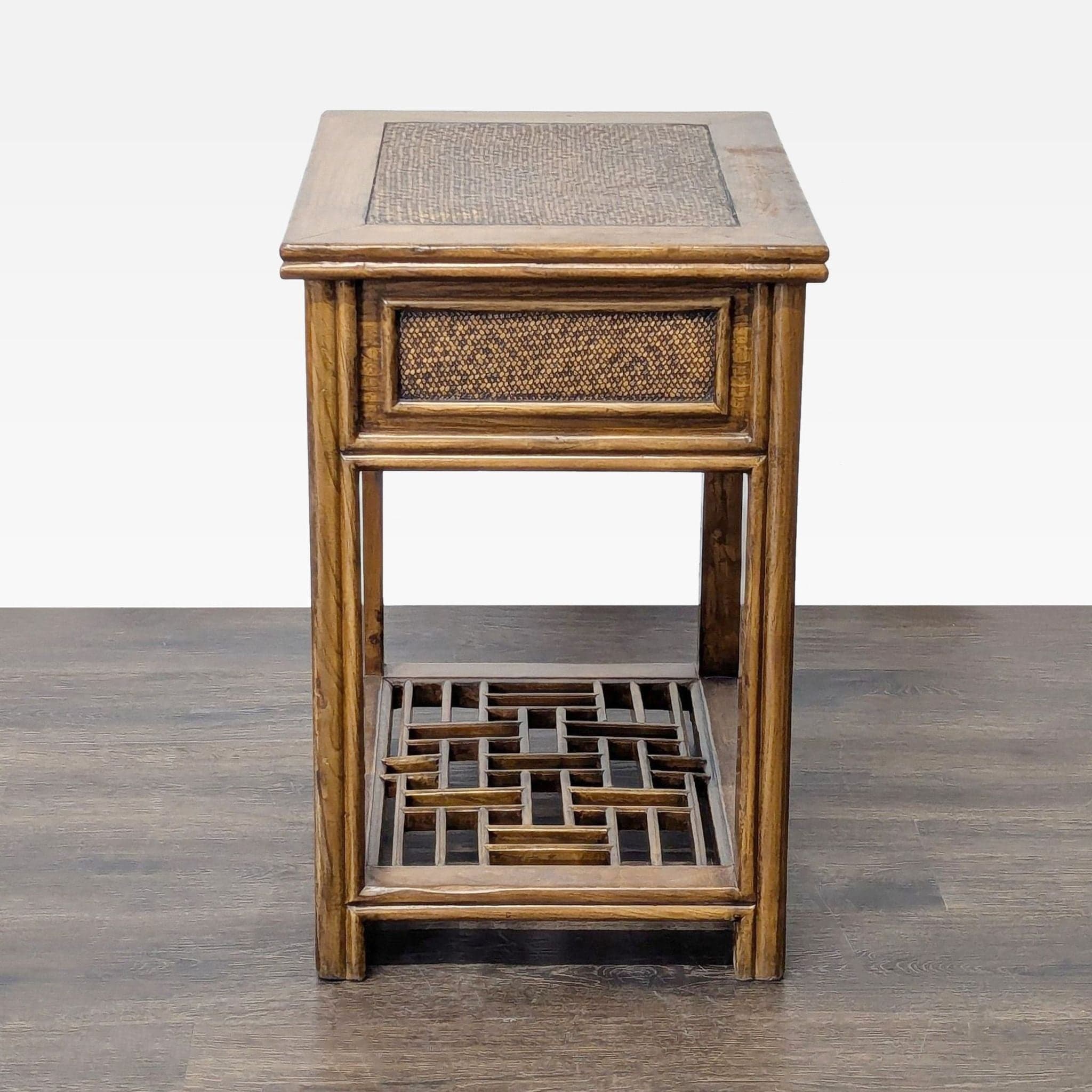 Vintage Bamboo and Rattan One Drawer End Table - Thumbnail 3