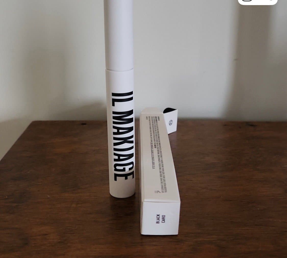 Il Makiage Black Card Mascara - Lift, Curl & Lengthen - Thumbnail 2