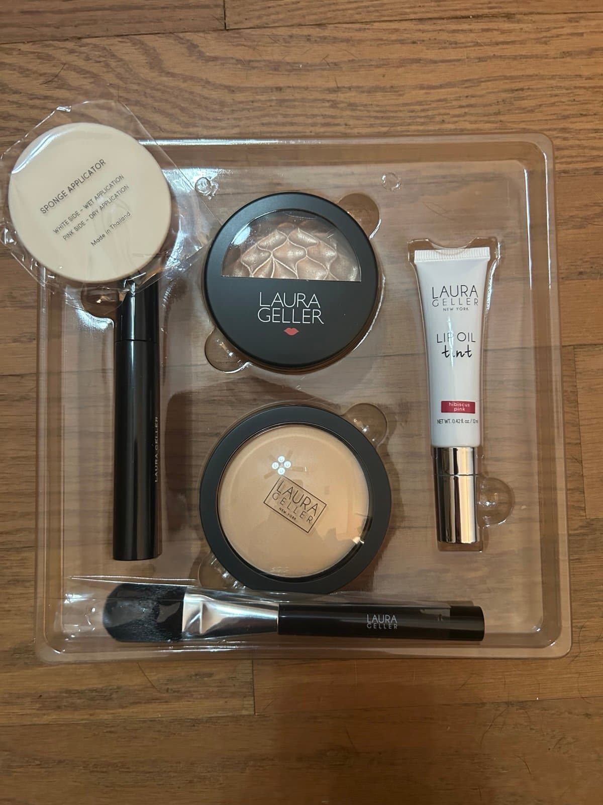 Laura Geller “Art of Flawless” 5 piece set NIB - Thumbnail 2