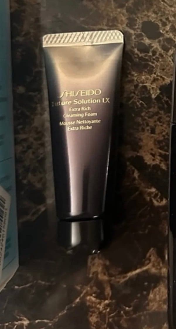 Shiseido Future Solution LX Extra Rich Cleansing Foam 1.8 fl oz - Image 1