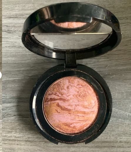 Laura Geller Bundle - Blush, Brush, Bag, Concealer, Lip Liner ALL NEW - Thumbnail 3