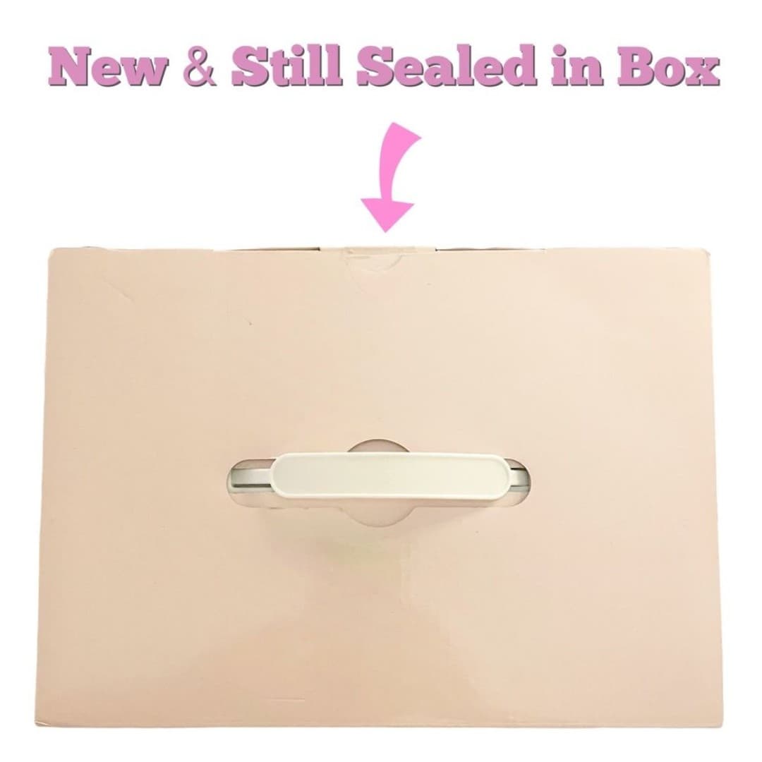 Flawless Beauty and Skincare Fridge by Finishing Touch - - Thumbnail 4