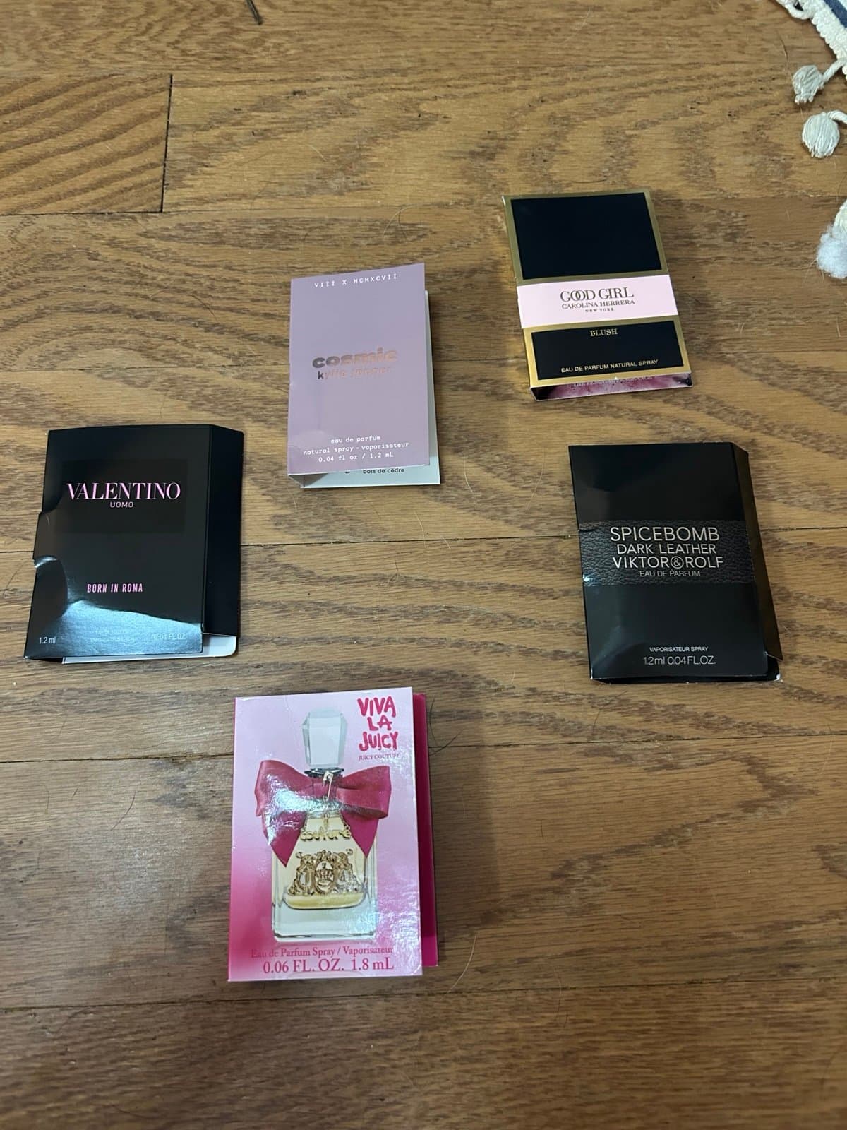 Lot of 5 Luxury Perfume samples - Thumbnail 2