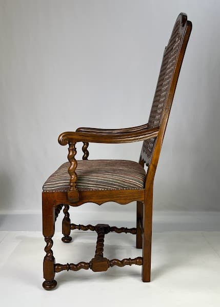 Baker Furniture Jacobean Style Barley Twist Dining Chairs - Set of 6 - Thumbnail 14