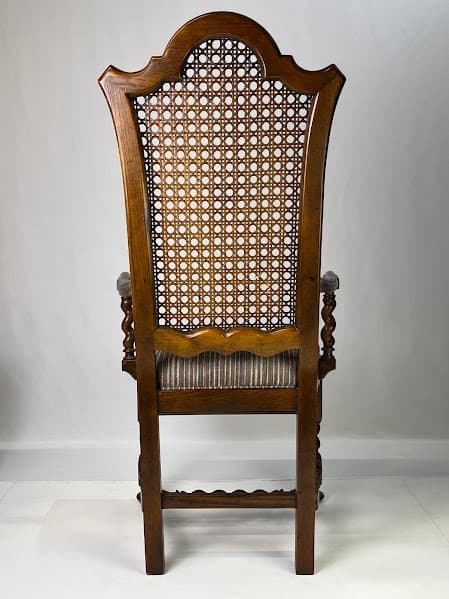 Baker Furniture Jacobean Style Barley Twist Dining Chairs - Set of 6 - Thumbnail 15