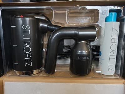 St. Tropez Pro Light Professional Spray Tan Machine Kit w/ Bronzing Mist 200ml - Thumbnail 2