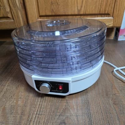 NutriChef Food Dehydrator 5-Tray Electric Fruit Jerky Dryer Open Box Cracked Lid - Thumbnail 2