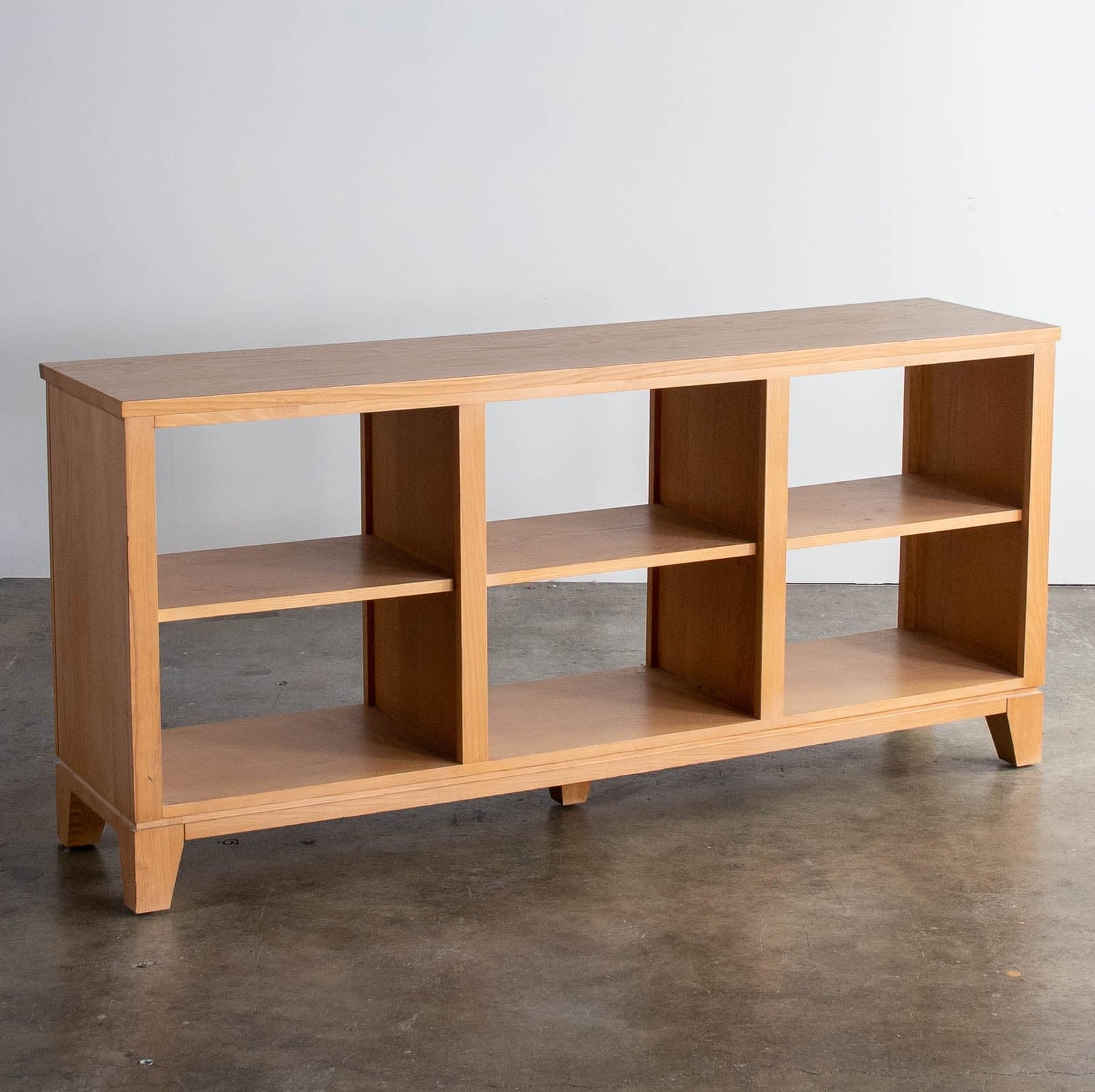 Ethan Allen Low Bookcase - Thumbnail 2