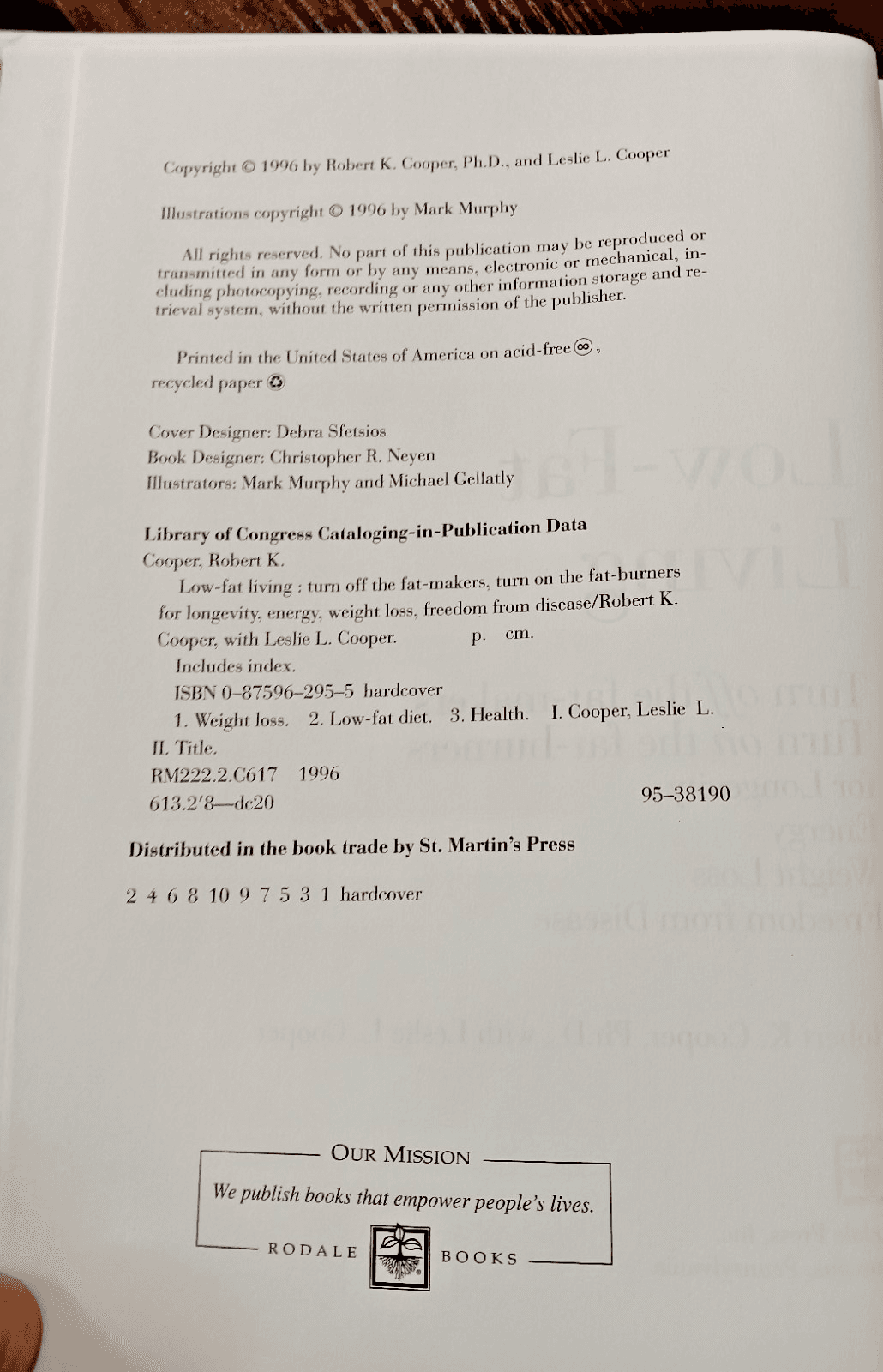 Low-Fat Living: Turn Off the Fat-Makers Turn on the Fat-Burners for Longevit... - Thumbnail 3