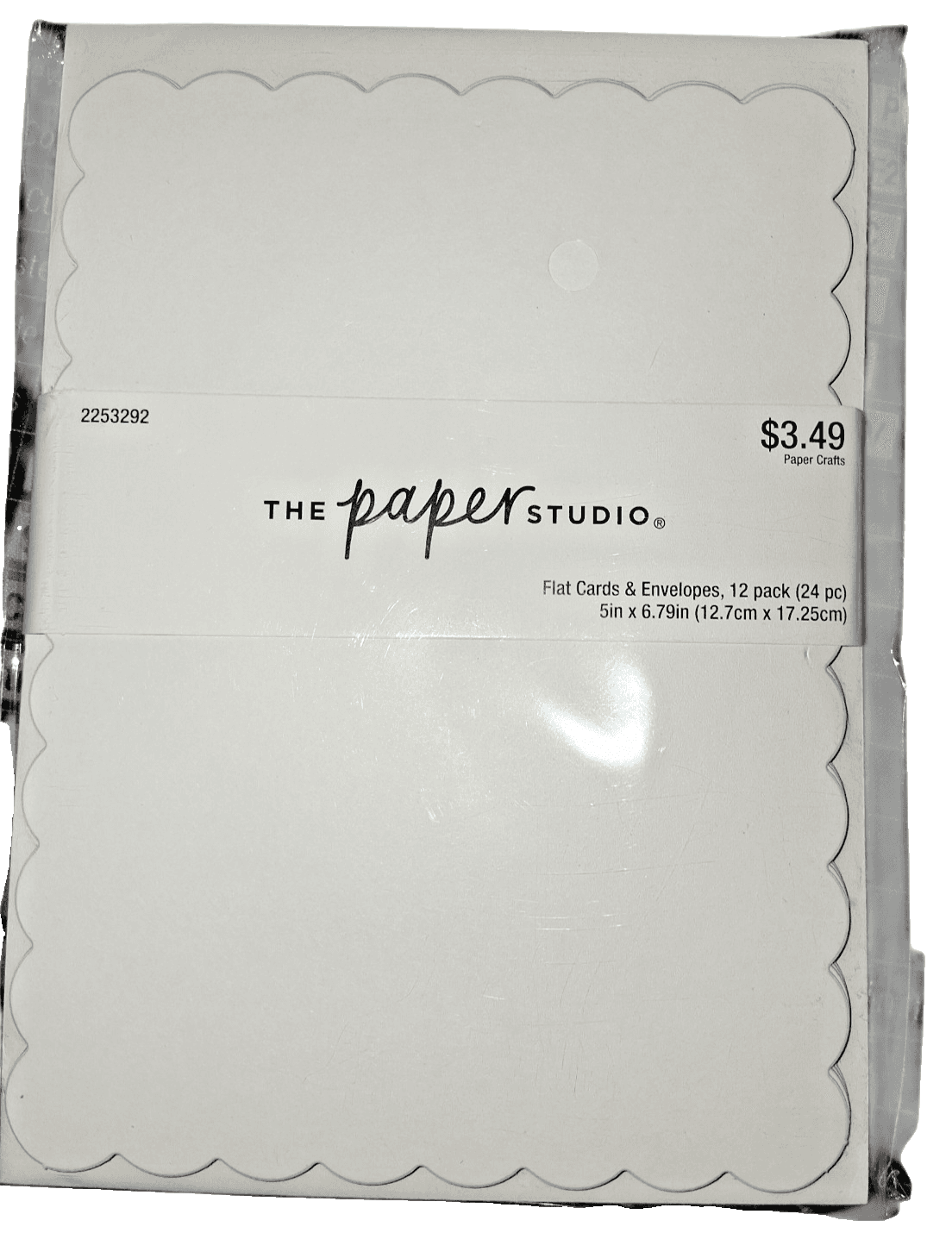 The paper studio 5.0 in. x6.79 in. SCALLOP CARDS (NEW) Original Packaging - Image 1