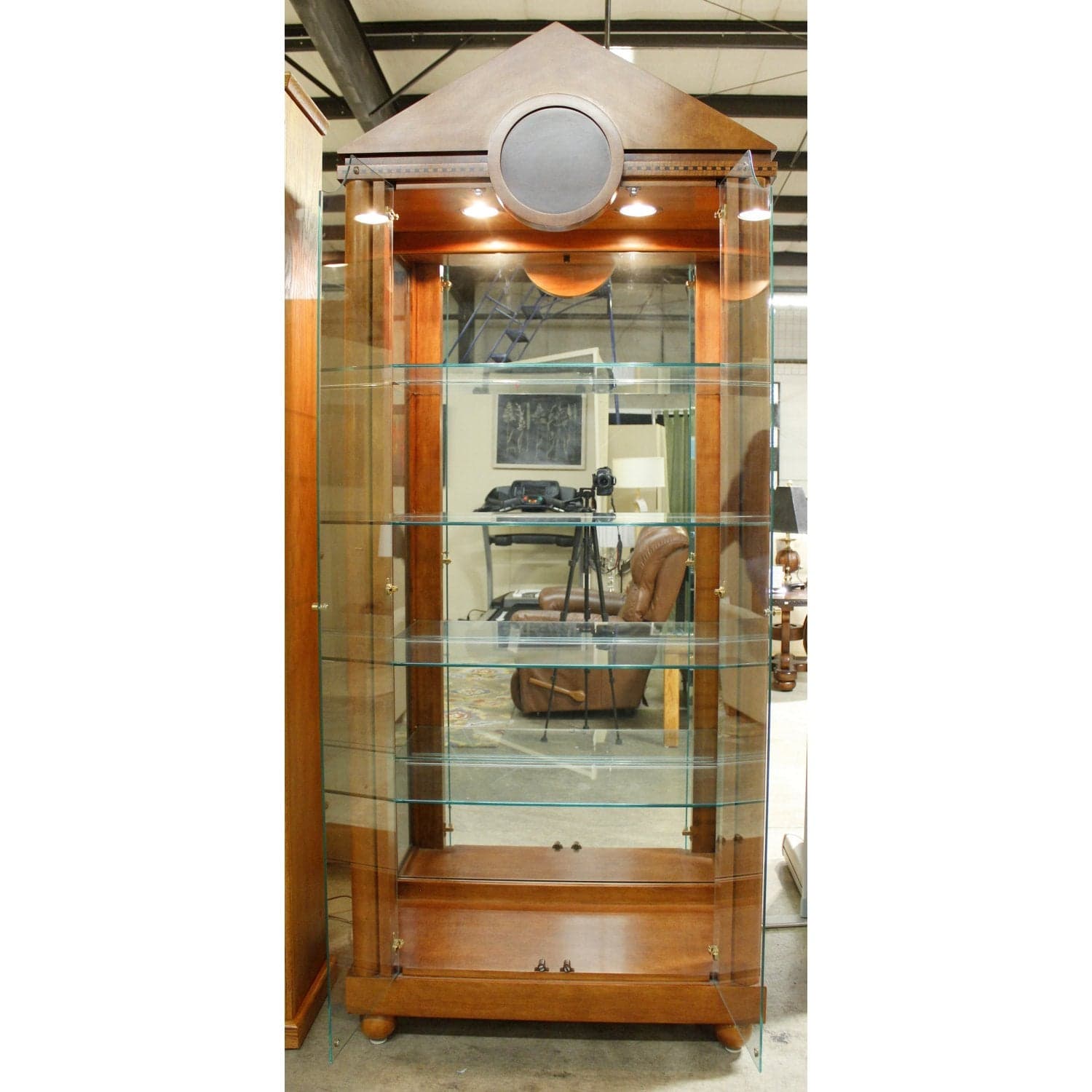 Hickory White Pediment Top Curio Cabinet - Thumbnail 2