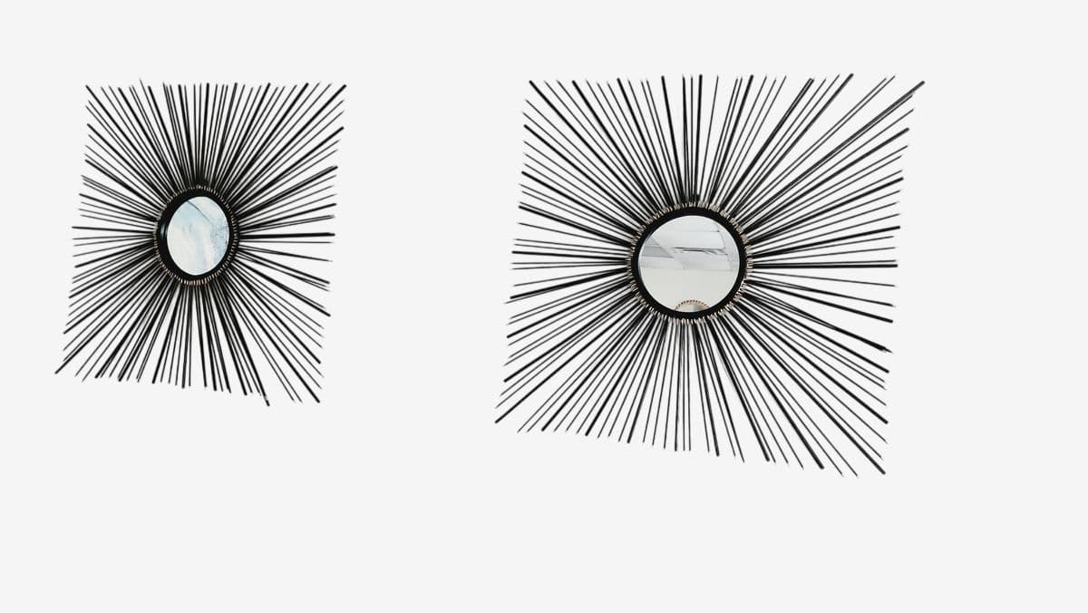 SET OF 2 DECORATIVE WALL MIRRORS