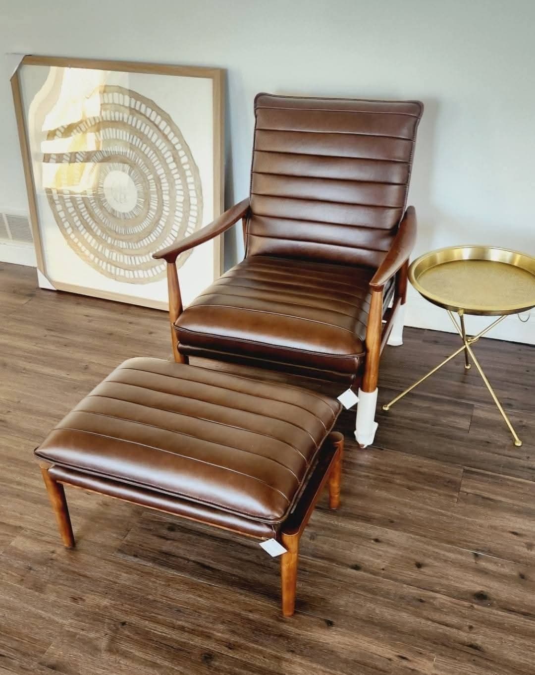 BASSETT FURNITURE ELLIS CHAIR AND OTTOMAN-TOP GRAIN LEATHER - Thumbnail 2