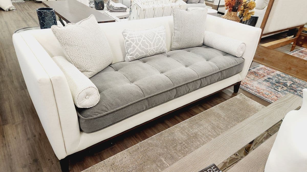 UNIVERSAL FURNITURE HARTLEY TUXEDO CUSTOM SOFA - Thumbnail 3