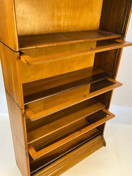 Antique Gunn Furniture Co. 5-Stack Oak Barrister Bookcase - Thumbnail 11