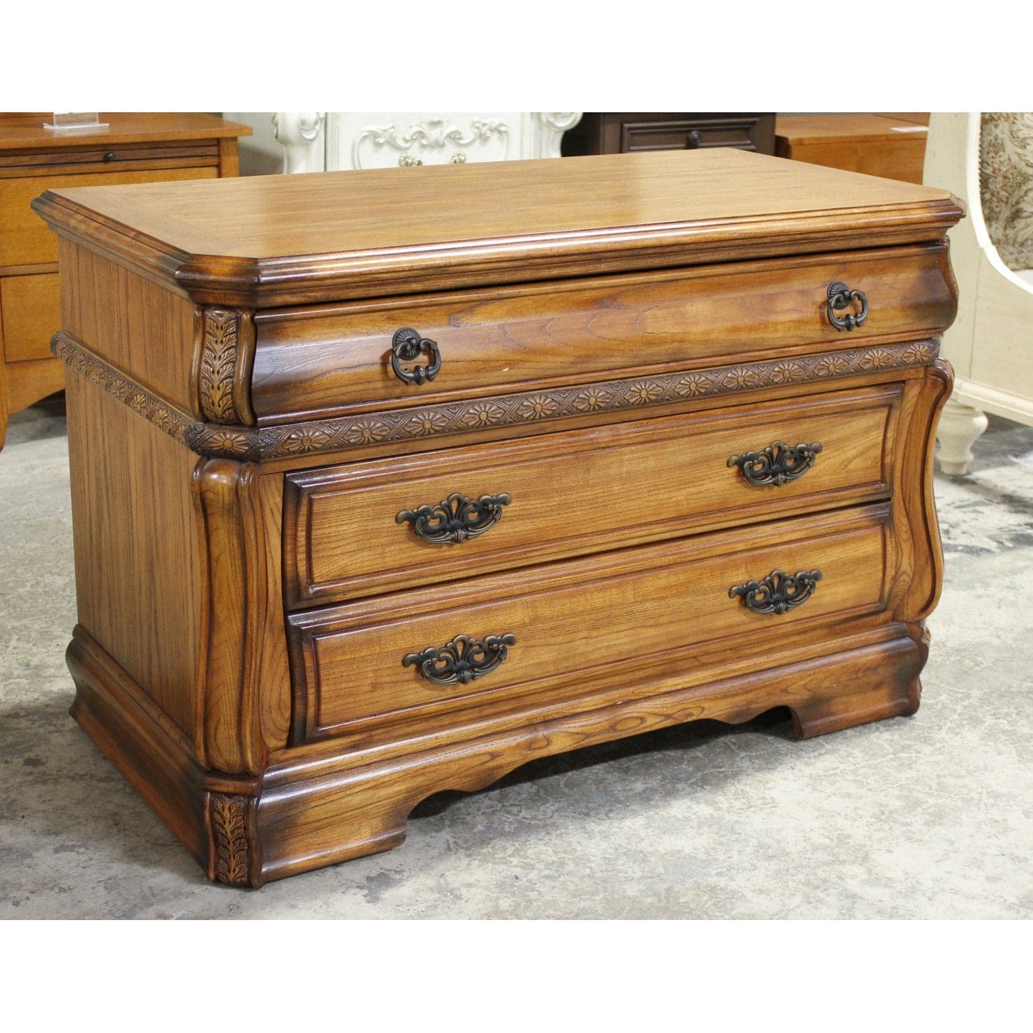 AICO 3 Drawer Chest of Drawers - Thumbnail 3