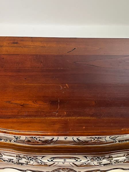 Vintage French Provincial Style Carved Bombé Commode - Thumbnail 13