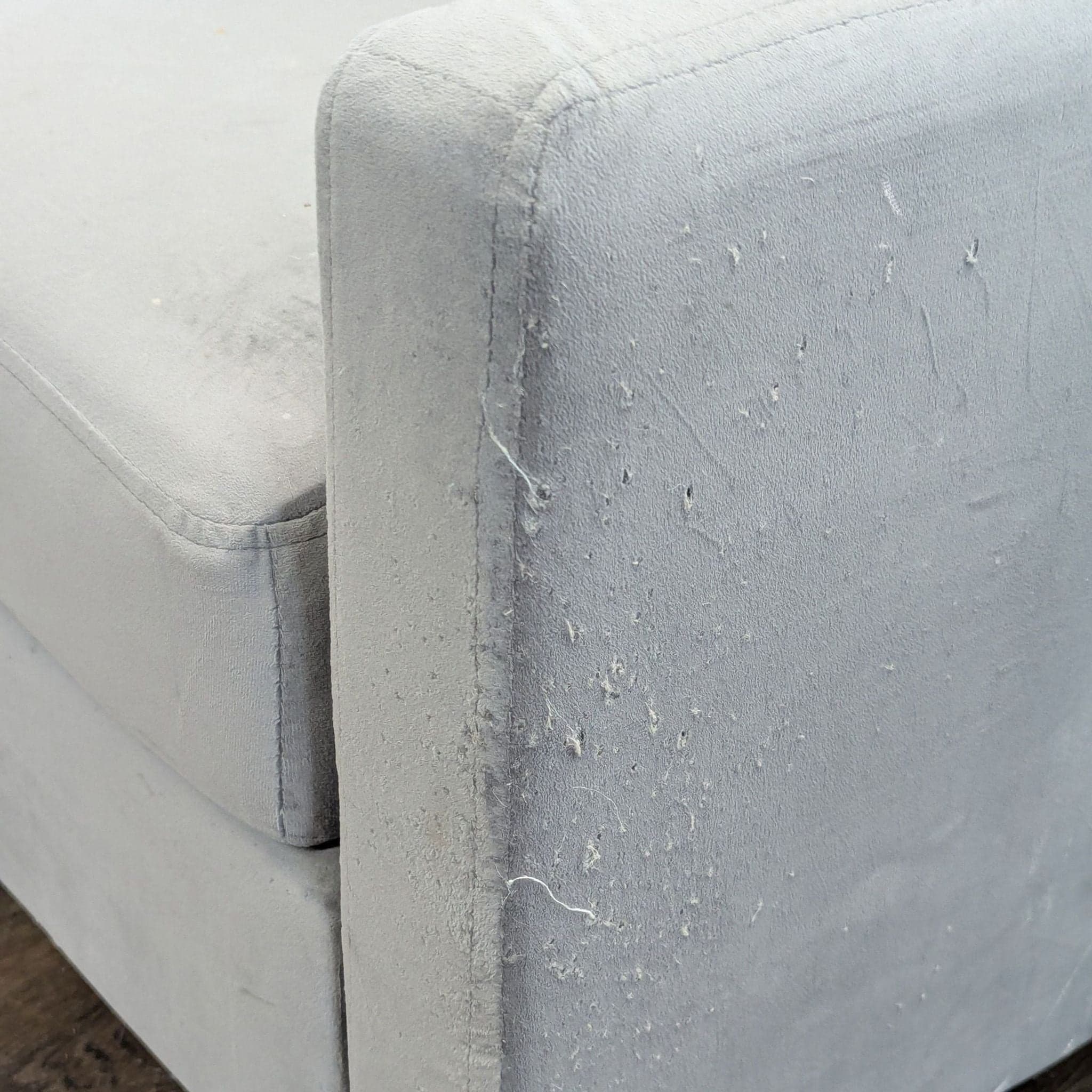 Modern Gray Velvet Loveseat with Wooden Legs - Thumbnail 5