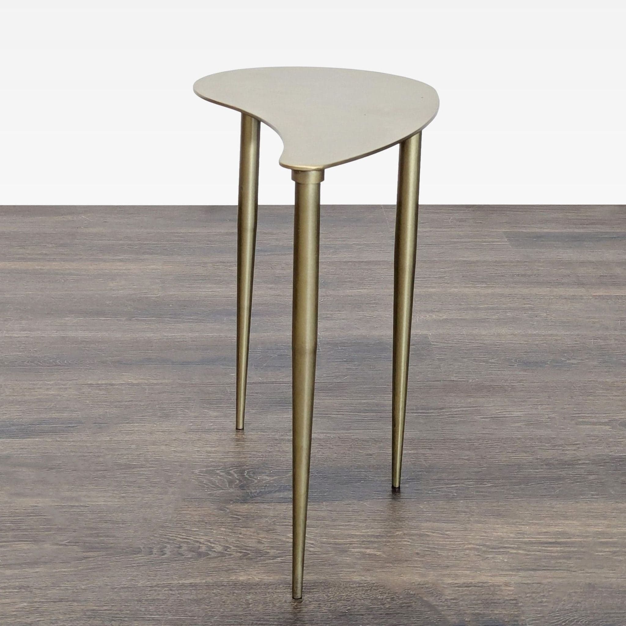 Metal Organic Shape Accent Table - Thumbnail 6